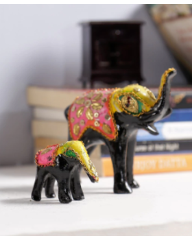Multicolour Showpieces Set of 2 Multicolour Showpieces Set of 2